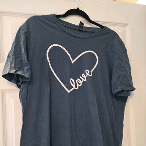 Anvil-Love heart tshirt